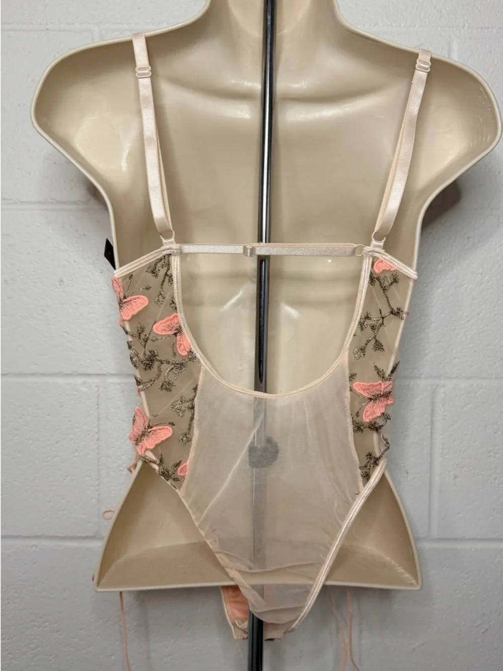 NWT Aurelia Intimates Medium